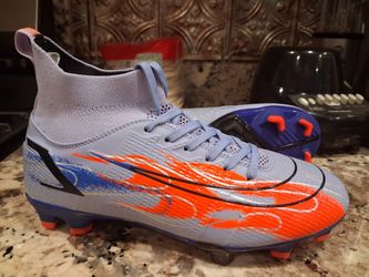 Soccer cleats us size 9
