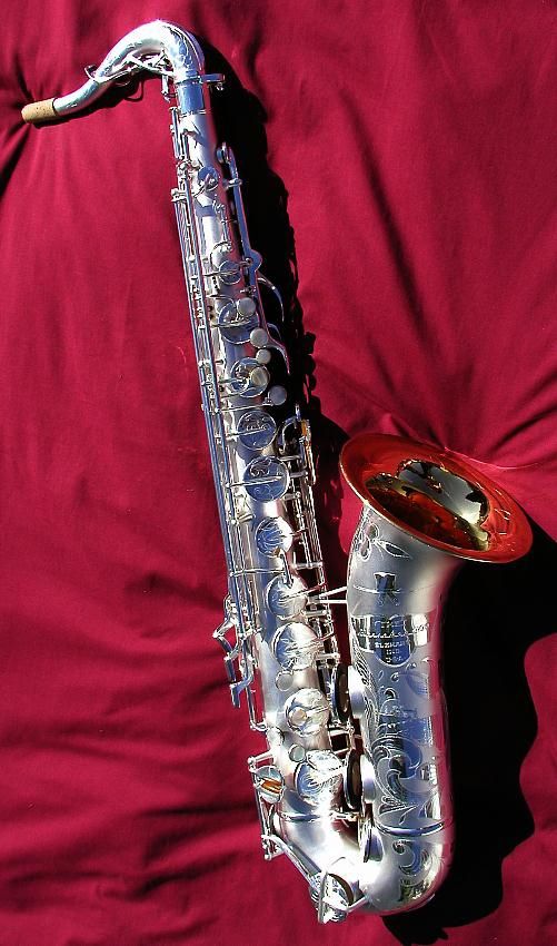 Tenor saxophone Buescher Top Hat & Cane