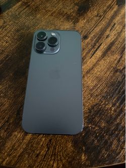 iPhone 13 Pro  (black) 256 Gb unlocked $300
