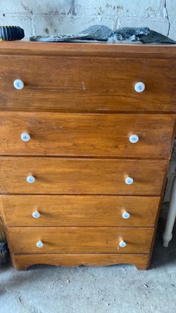 Dresser