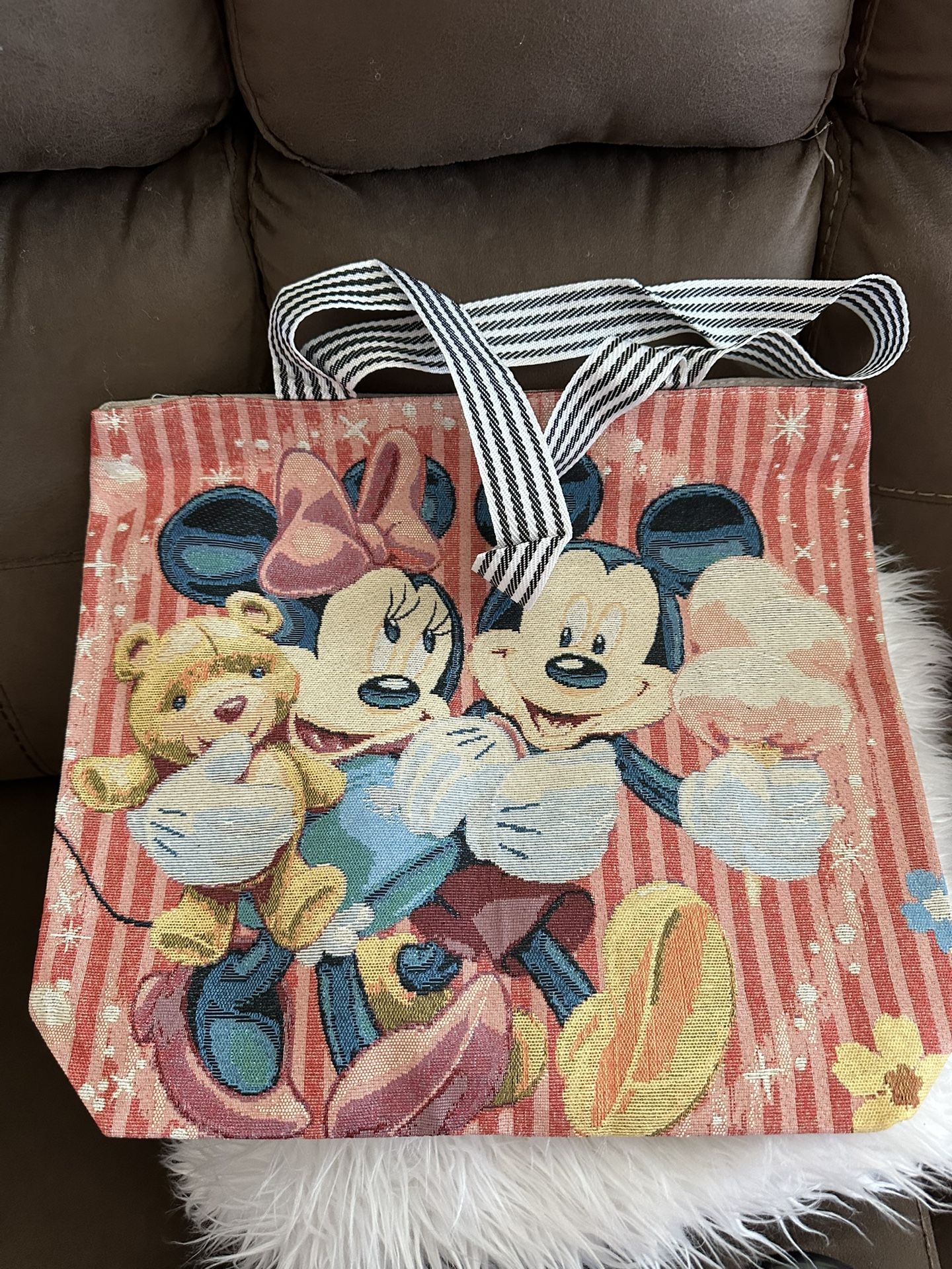 Tote Bag With Zipper