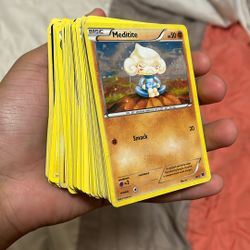 A lot Of Basic Pokemon Cards