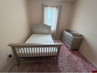 Evolur Full Bedroom Set + Mattress