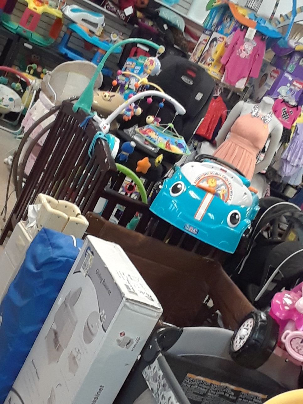 5☆ family thrift store