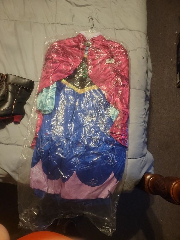 Girls Costumes