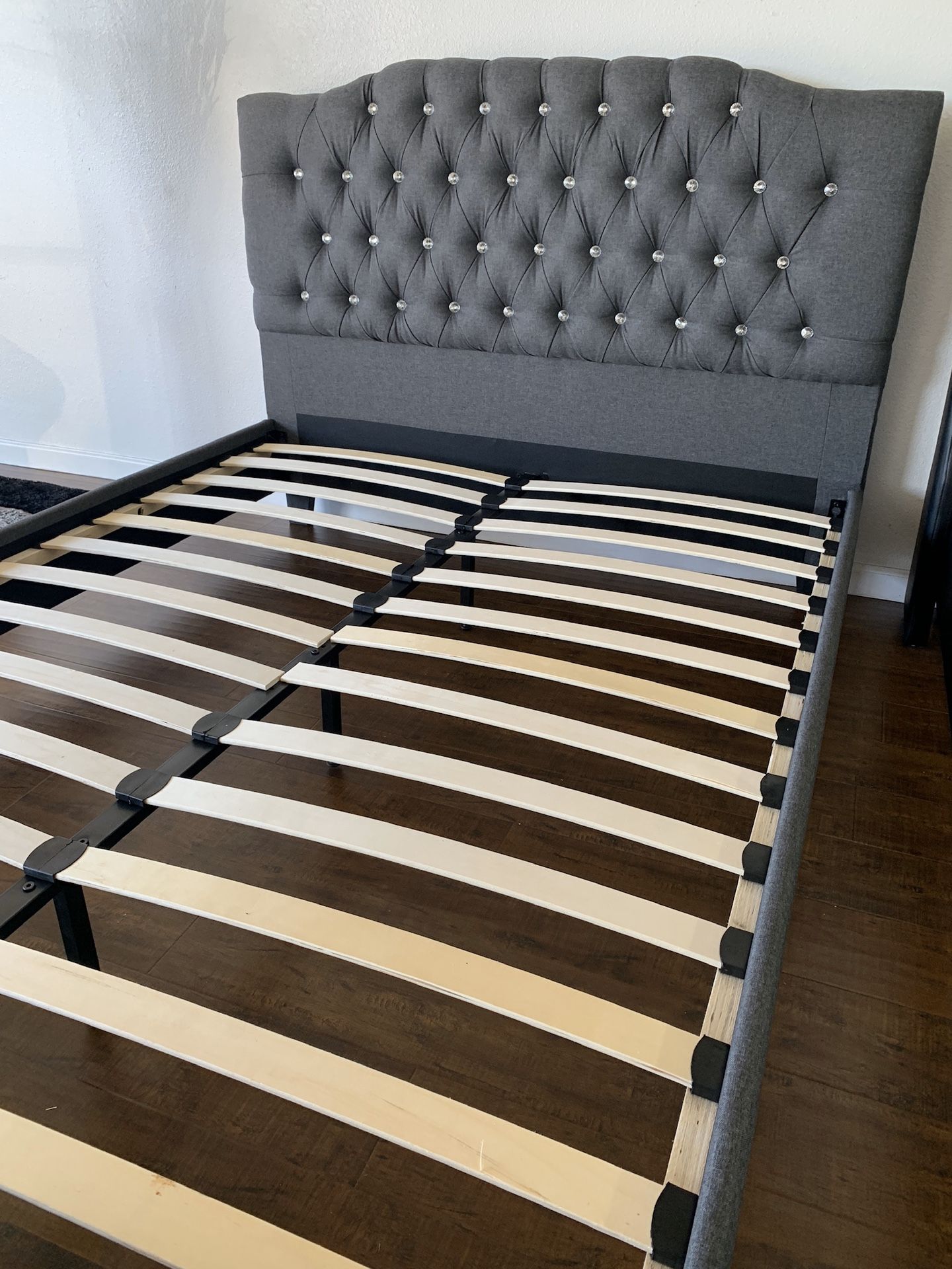 QUEEN BED FRAME ONLY ‼️‼️ • Brand new in box, never opened! • PICK UP ONLY • Hardware & instructions included • Price is non-negotiable, cash only •