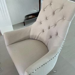 White Chairs Dining Table