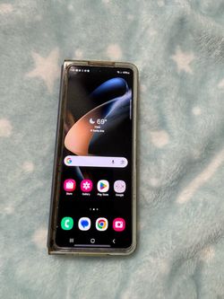 Samsung Galaxy Z4 Fold Smartphone