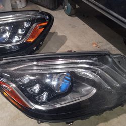 2018 Mercedes Benz S560 Left And Right Headlight Oem