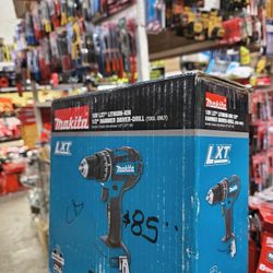 MAKITA 18V HAMMER DRILL $85