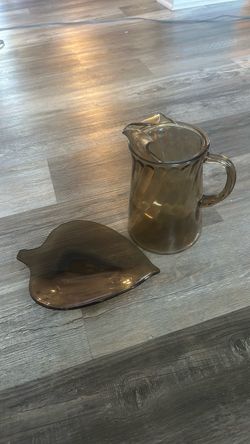 Libbey Glass Swirl Gold Amber Pitcher With Ice Lip 9” Heavy