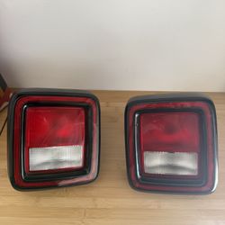 Jeep JL OEM Tail Lights 
