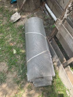 Thin hardware cloth fencing