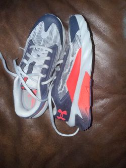 NEW Under Armour Boys Running Shoes – Youth Size 4.5Y (White/Navy/Orange