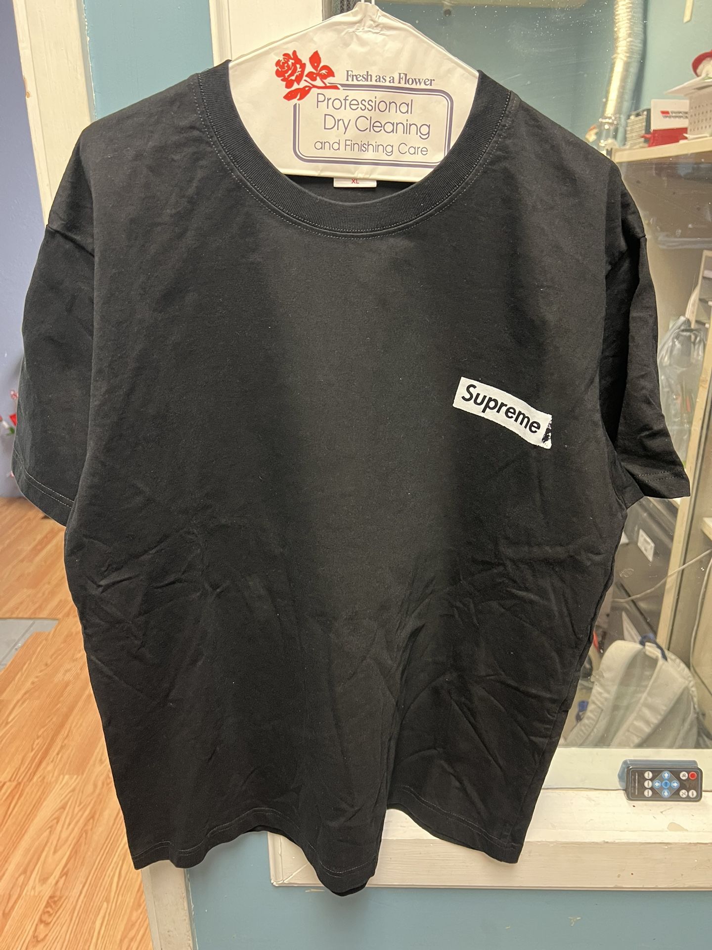 Supreme Sometimes You Think About The World Tee Size Large