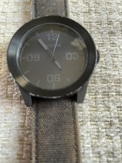 Nixon Watch.