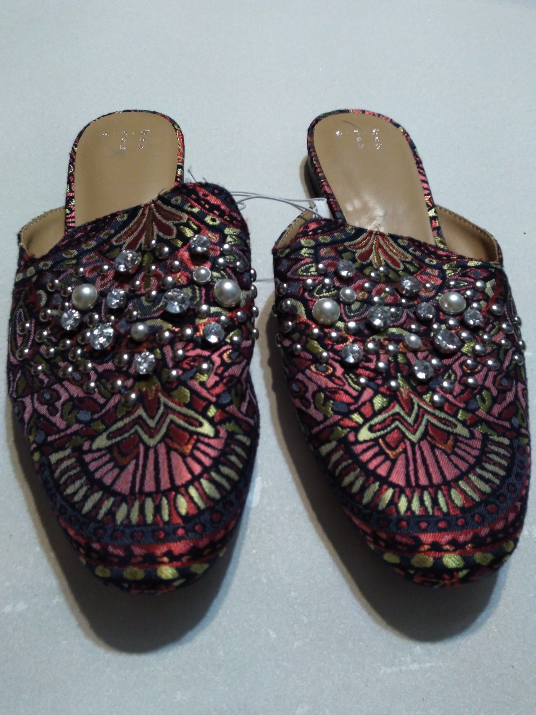 A new day women's slip-on size 9