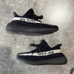 Yeezy 350 V2 Oreo