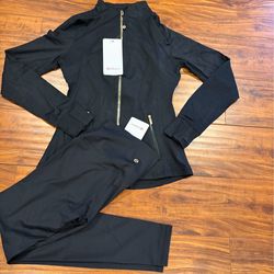 Lululemon 2pc Set Size 8 NWT - Black  and gold