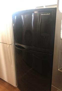 Frigidaire Top Mount Refrigerator