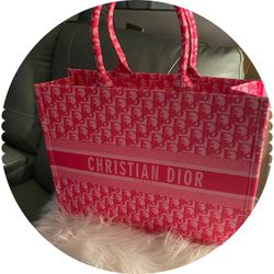 Fashionable Tote Bag 