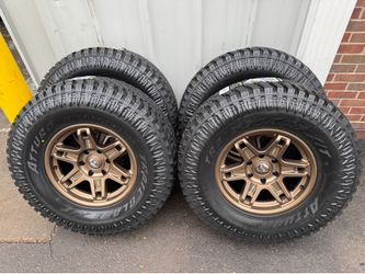 17x9  Fuel wheels 6lug ON SALE