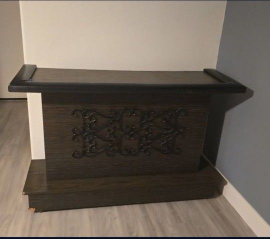 Heavy Woden Barn, Brown,black Bar Table