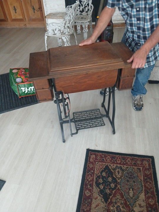 Sewing Machine
