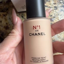 Chanel No 1 Foundation 
