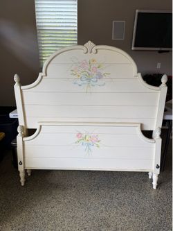 Ethan Allen Full Size Bed with Nite Table