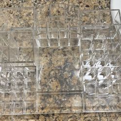 Acrylic Clear Makeup Container 