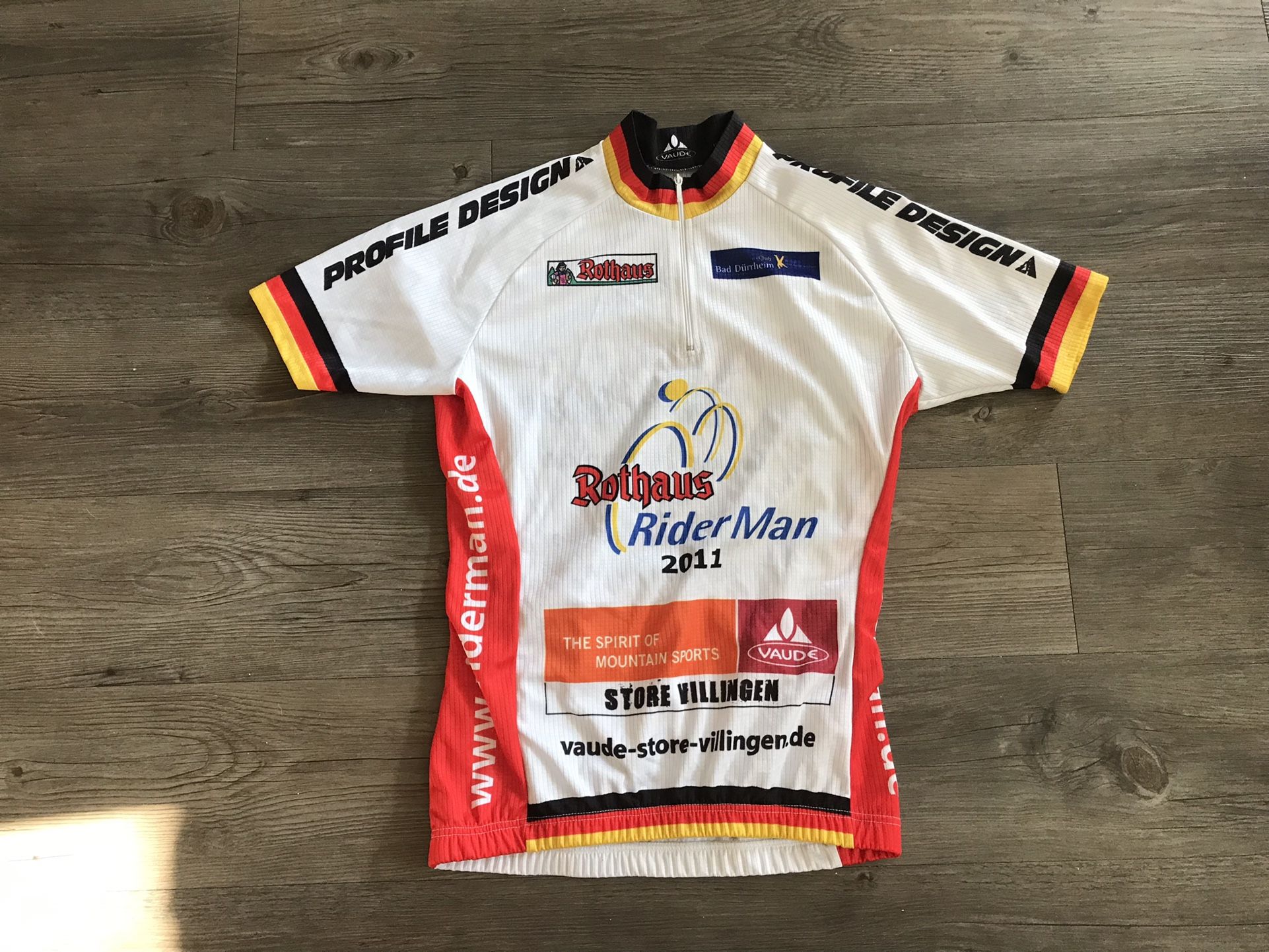 Women’s Cycling Jersey - Small