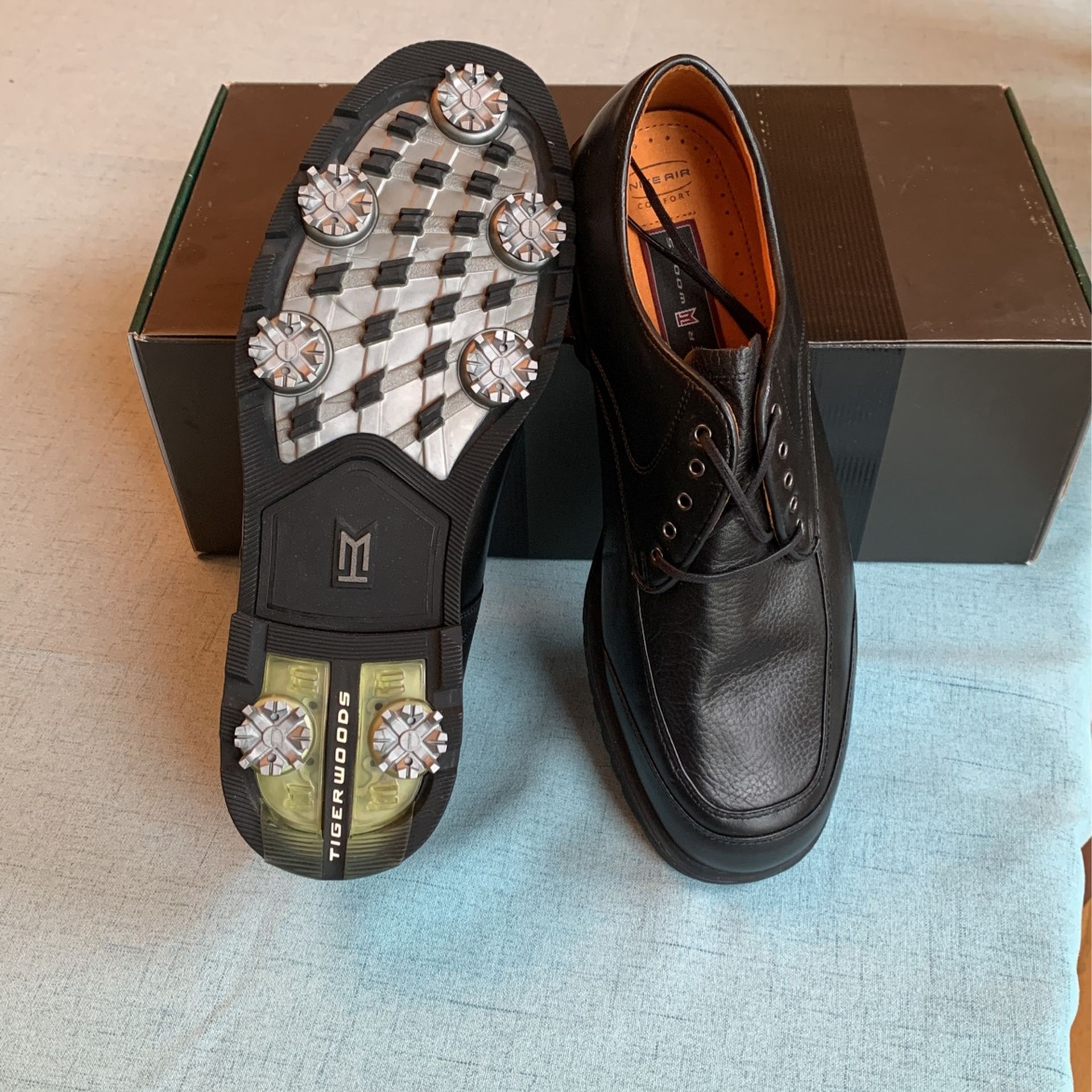 Nike Tiger Woods Golf Shoes TW New