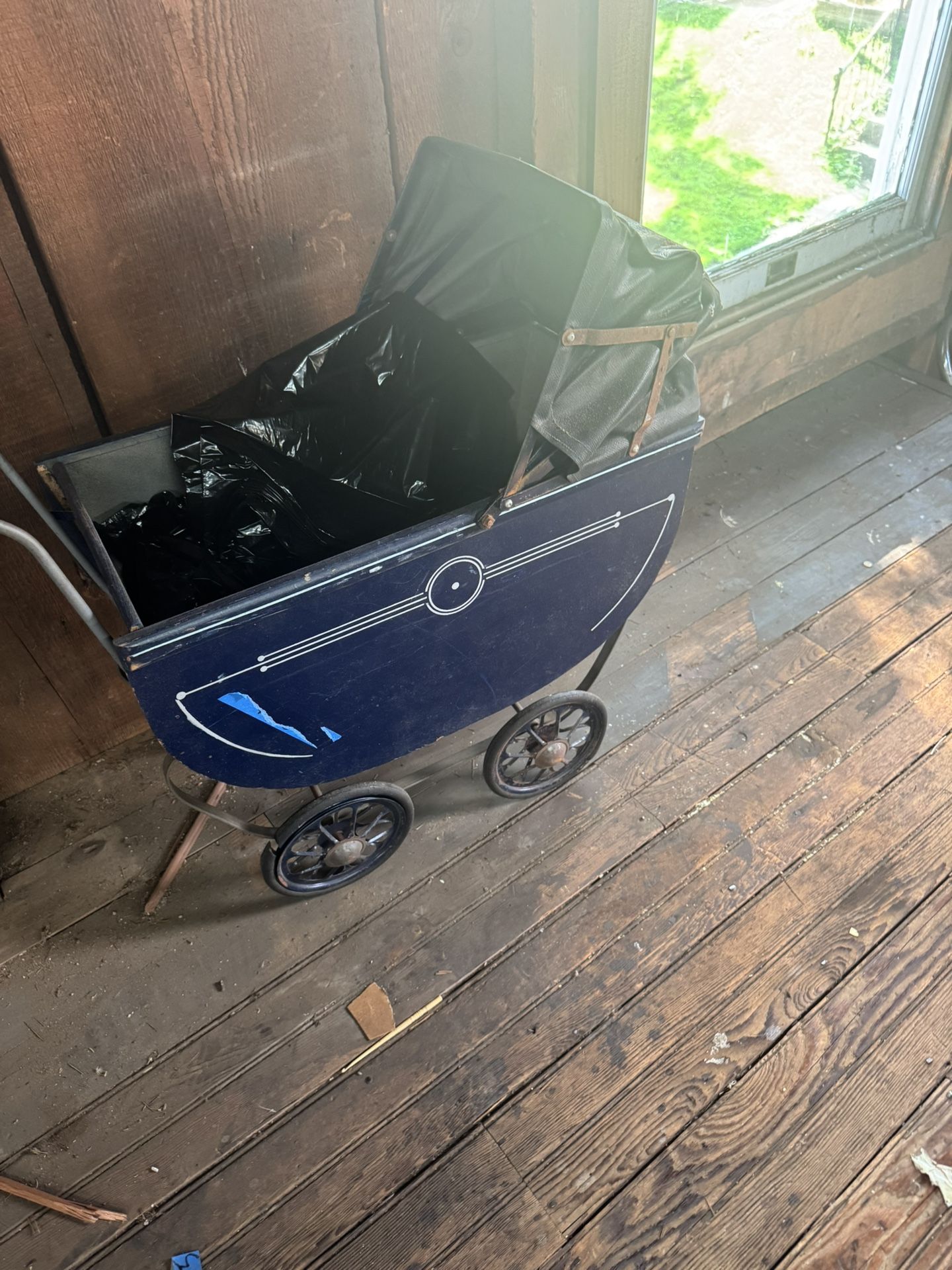 Antique Doll Carriage