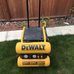 Dewalt Compressor  Model D55154  Almost New , 