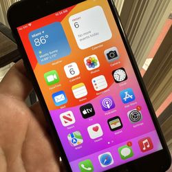 Unlocked iPhone 7 Plus 32GB 93% Battery Health