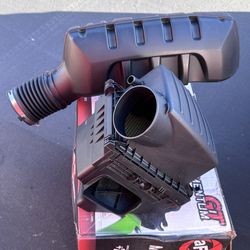 Genuine Stock OEM Mopar Air Cleaner and Air Resonator Off A 2017 Grand Jeep Cherokee Summit Like New