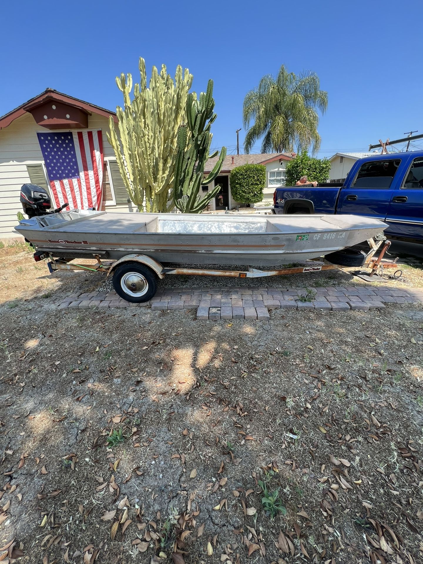 1980s Bass Tracker Boat 17’