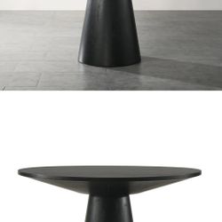 Round Solid Wood Base Dining Table