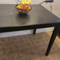 Table ( No Chairs)