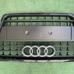 Audi Grill (2010-2014) A4 