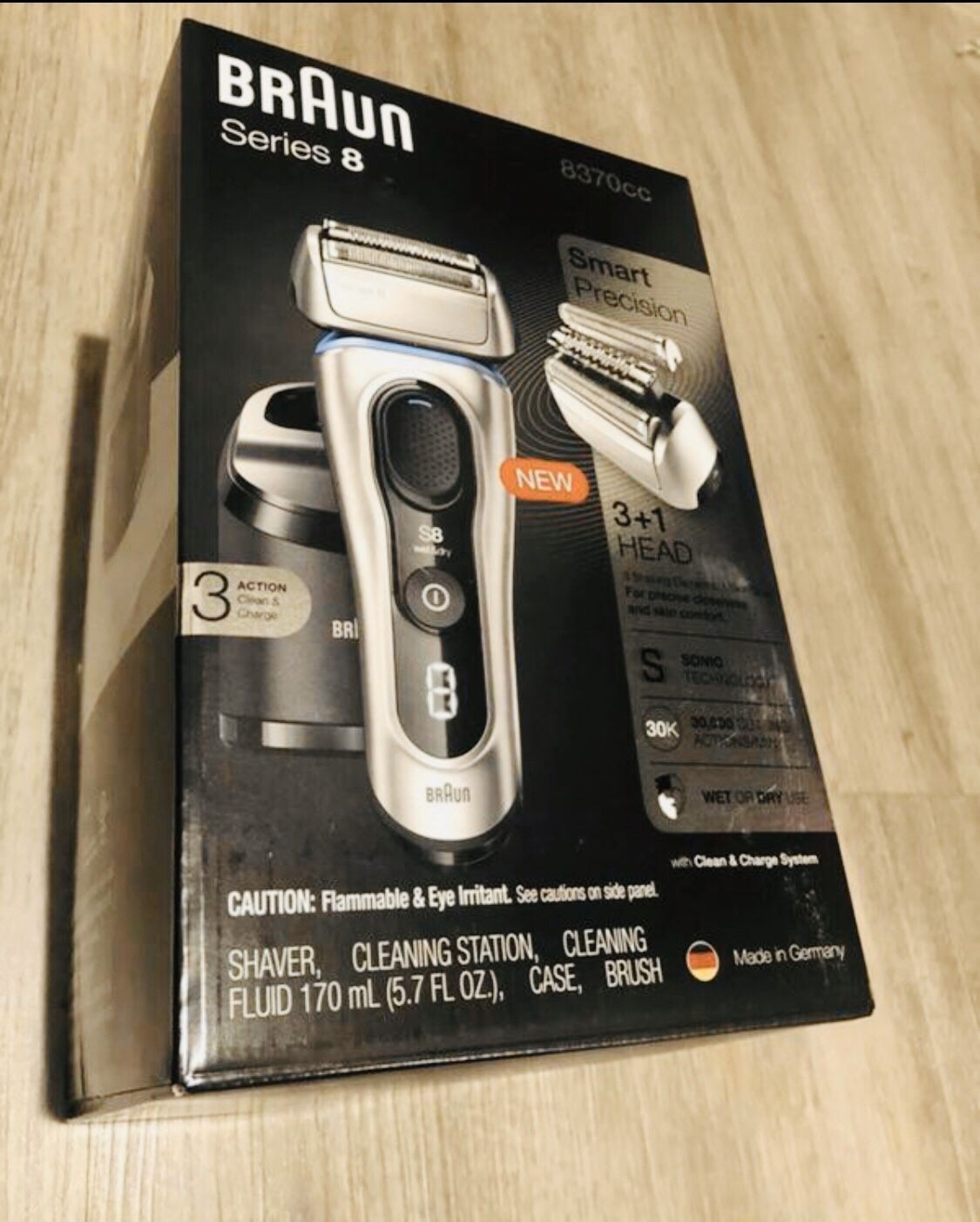 Braun Razor Series 8 NEW