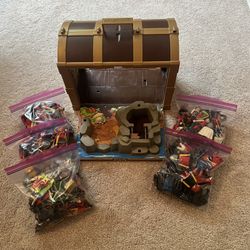 Playmobil Treasure Chest With Pieces 