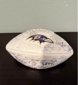 2012 ravens signed team ball ed reed and raw lewis signed