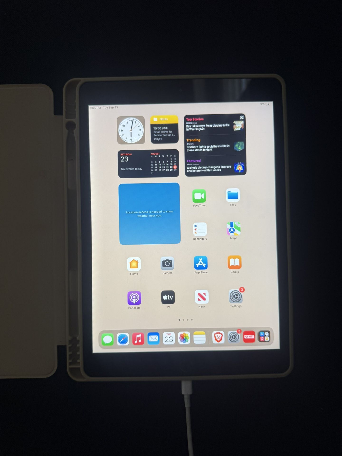 iPad 7th gen 32 Gb with case space grey