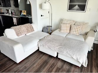 Modular U-Shaped Sectional Couch with 2 Ottomans