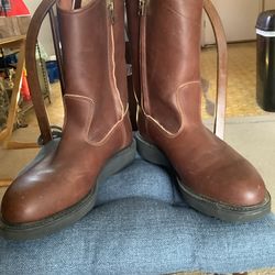 Brown leather boot with zippers for easy on/off  size 11 eee