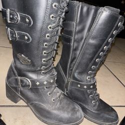 Shoes Size 7 **READ POST**