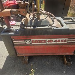Coats 40-40 Tire Machine 