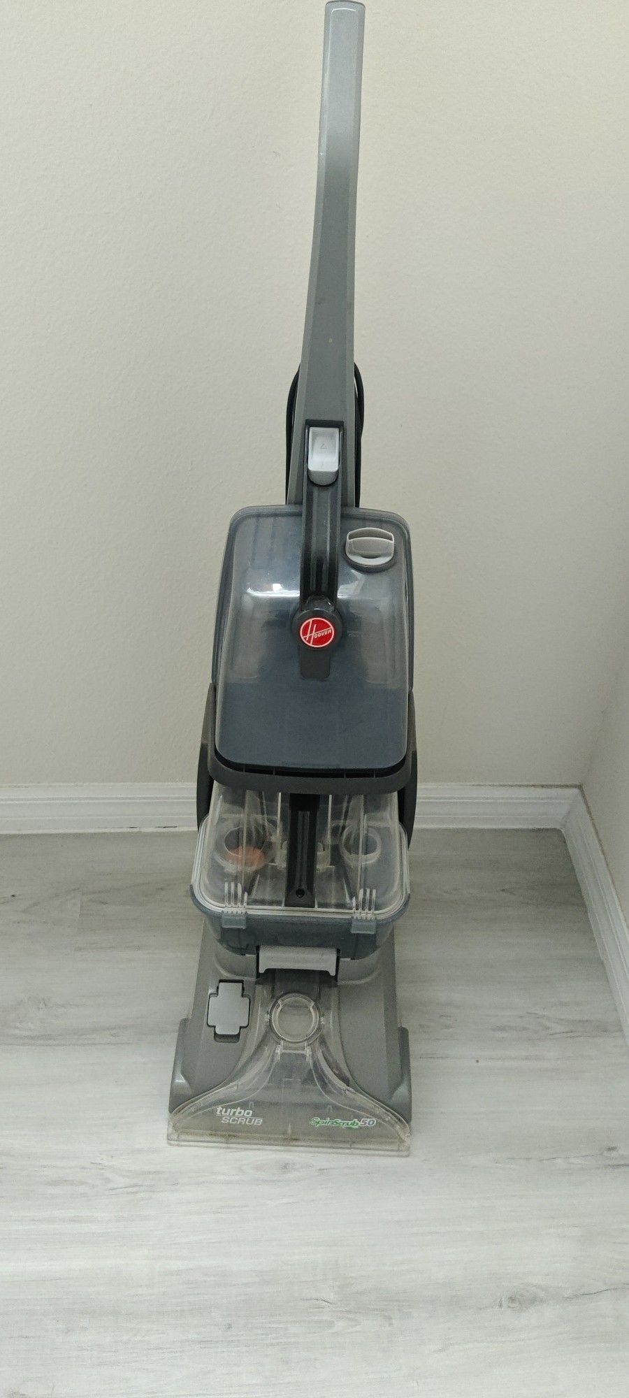 Carpet Cleaning Vacuum